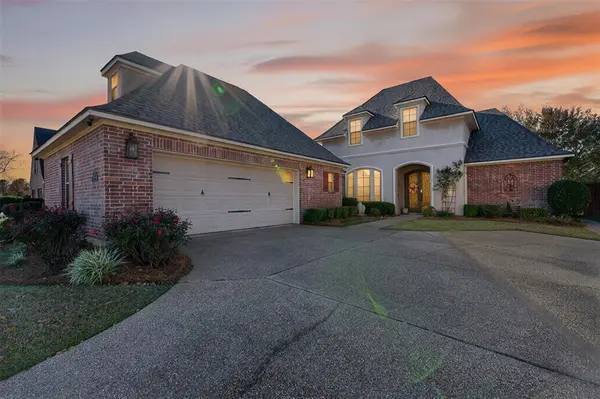9040 Hayden Drive, Shreveport, LA 71106