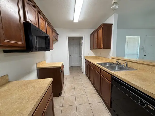 8118 Tanner Avenue, Fort Worth, TX 76116