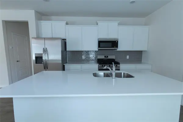2617 Lewisville Road, Celina, TX 75009