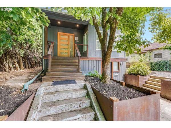 3712 SE 8TH AVE, Portland, OR 97202