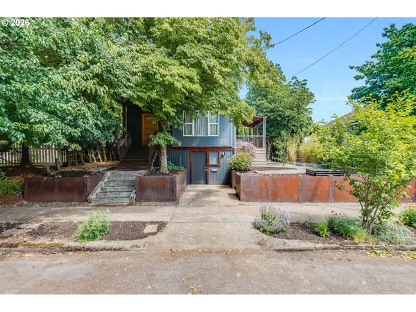 3712 SE 8TH AVE, Portland, OR 97202