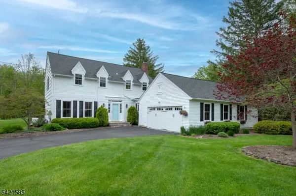 255 Skyline Dr, Long Hill Twp., NJ 07946