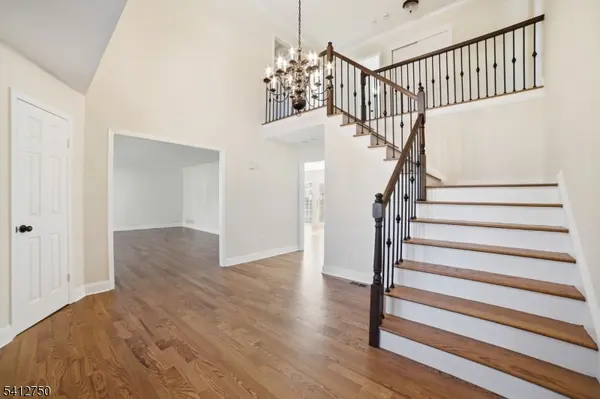 50 Pinewood Cres, Berkeley Heights Twp., NJ 07922