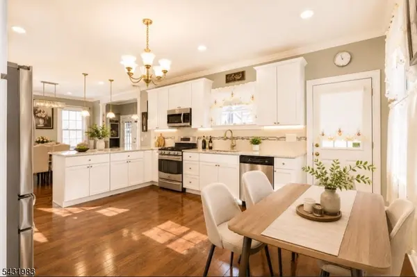 52 Hollywood Ave, Hillside Twp., NJ 07205