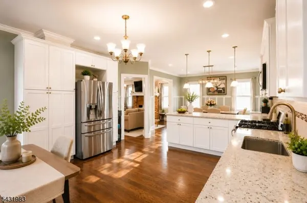 52 Hollywood Ave, Hillside Twp., NJ 07205