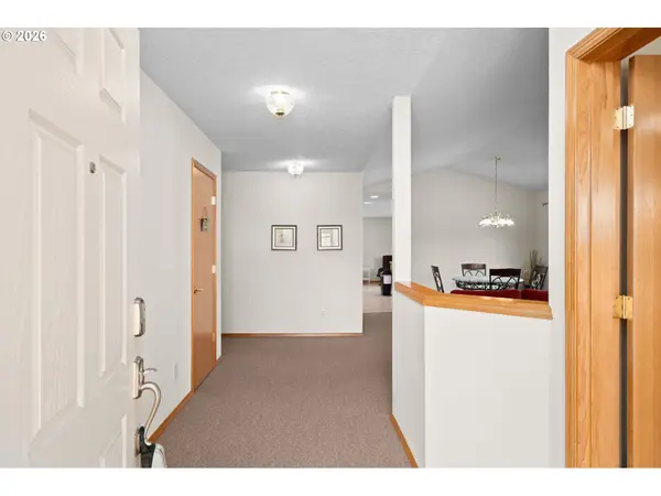 5087 SE 16TH DR, Gresham, OR 97080