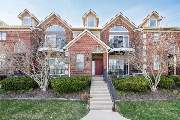 120 W Oakbrook DR, Ann Arbor, MI 48103