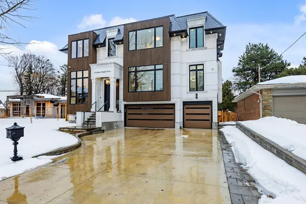 58 Sumner Heights DR, Toronto C15, ON M2K 1Y4