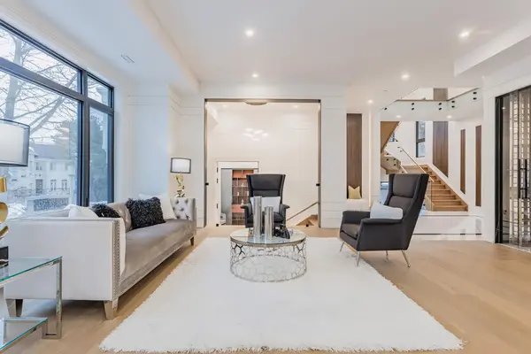 58 Sumner Heights DR, Toronto C15, ON M2K 1Y4