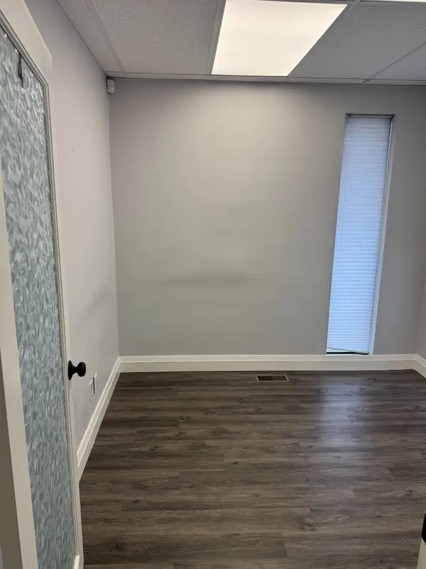 14 Ritson RD N, Oshawa, ON L1G 5P3