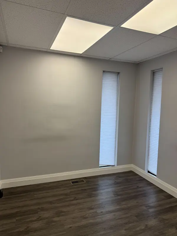 14 Ritson RD N, Oshawa, ON L1G 5P3