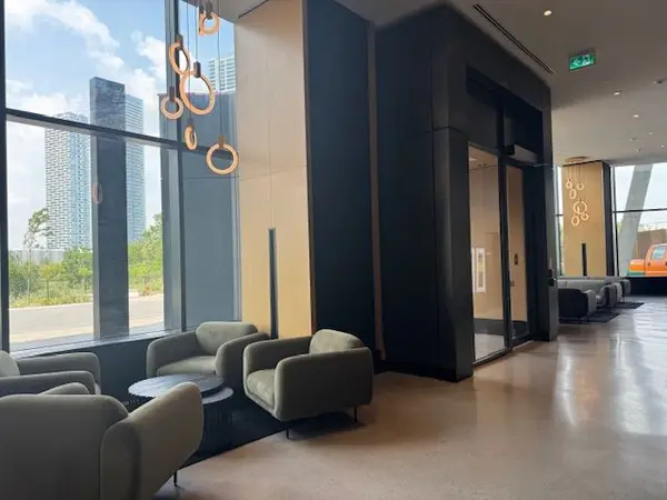 2920 Highway7 RD, Vaughan, ON L4K 0P4