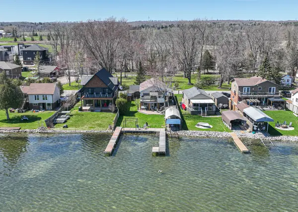 3801 Wood AVE, Severn, ON L3V 6H3