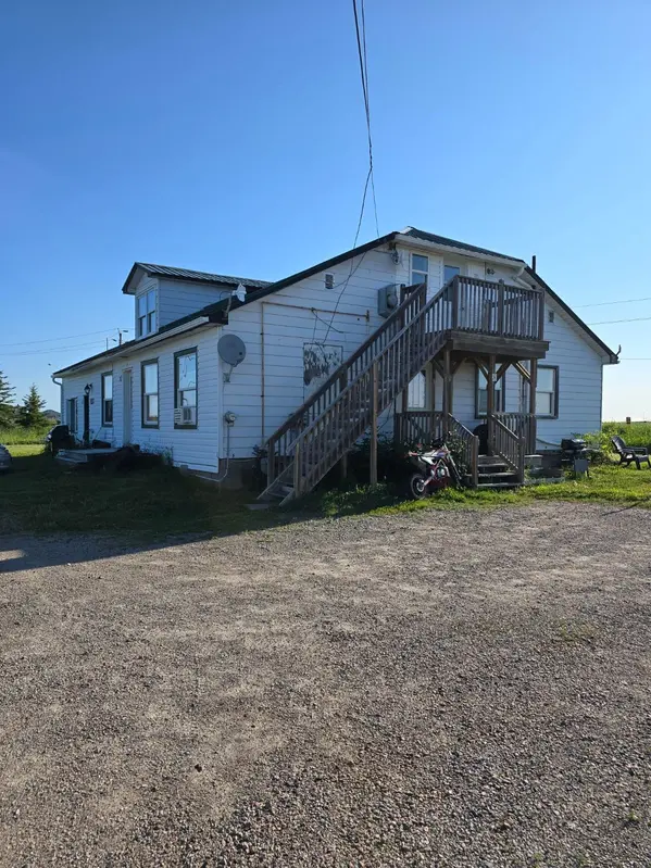 113 Tenth AVE, Armstrong, ON P0J 1E0