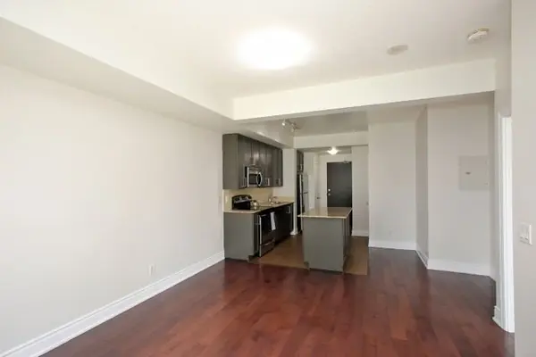 225 Webb DR #903, Mississauga, ON L5B 4P2