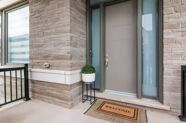 1283 Meadowside PATH, Oakville, ON L6M 5M9