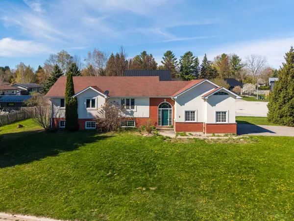 3 Shirley CT, Blue Mountains, ON N0H 2P0
