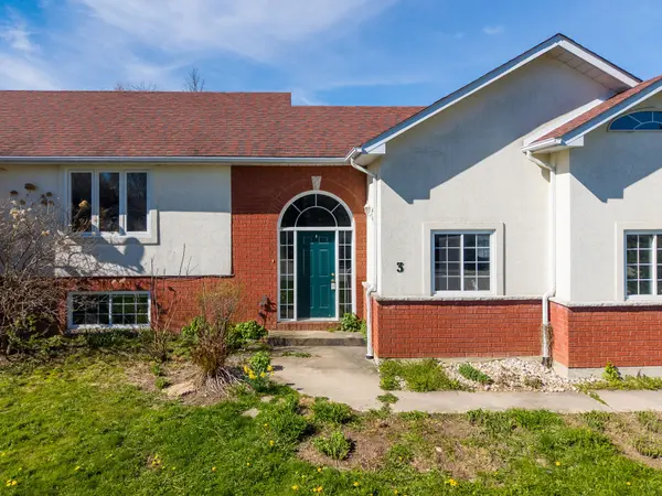 3 Shirley CT, Blue Mountains, ON N0H 2P0