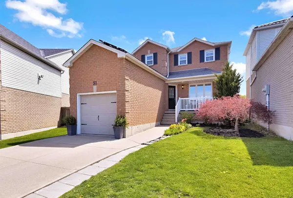 51 Cartier CRES,  Hamilton,  ON L8W 3L8