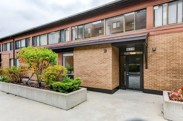 525 St Laurent BLVD #4, Manor Park - Cardinal Glen And Area, ON K1K 2Z9