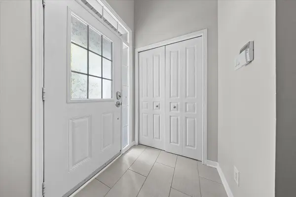 220 Harthill WAY, Barrhaven, ON K2J 0P2