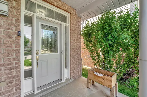 35 Dubrick CRES, Kitchener, ON N2E 4A7