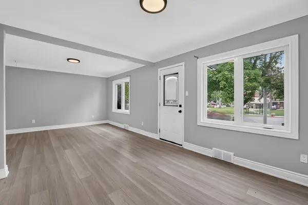 342 Carlton ST, St. Catharines, ON L2N 1C4