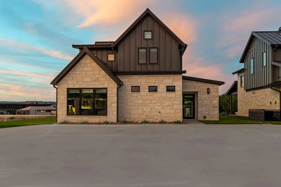 395 Emma Jean Trail, Iredell, TX 76649
