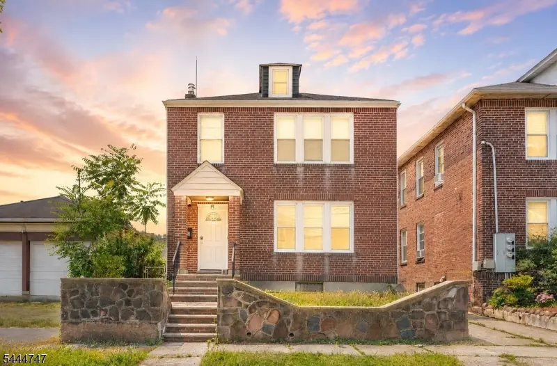 58 Floyd Ave, Bloomfield Twp., NJ 07003