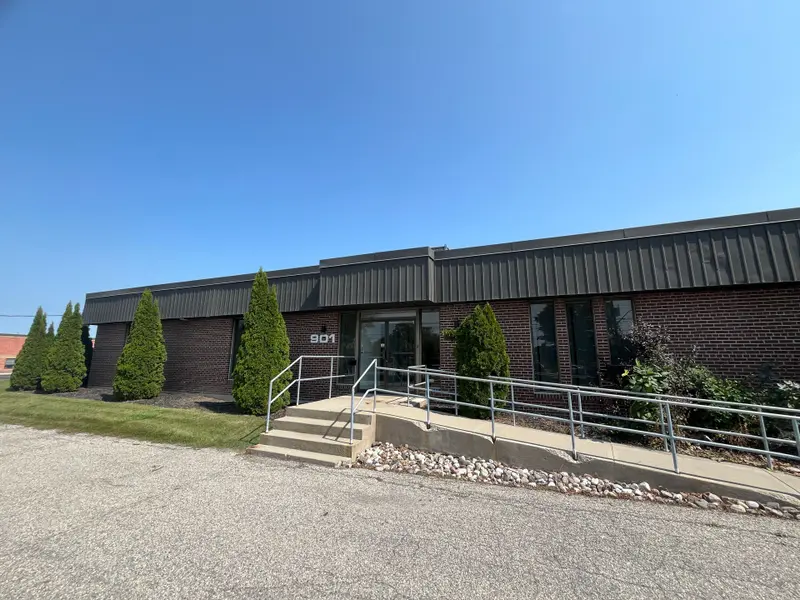 901 Dillingham RD #A, Pickering, ON L1W 2Y5