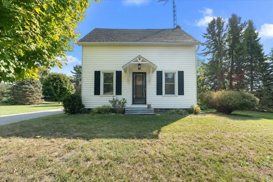 1501 County Road 12 RD, Prince Edward County, ON K0K 2T0
