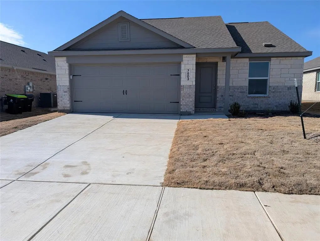 7803 Bent Gale Road, Pilot Point, TX 76258