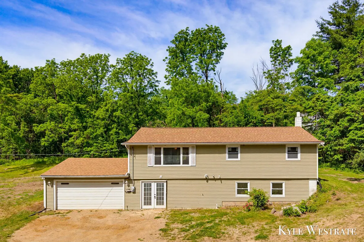 5505 Keller RD, Hope Twp, MI 49046