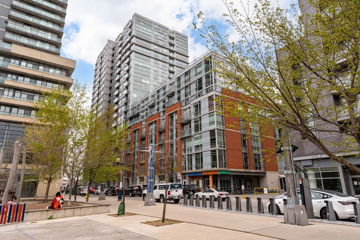 150 Sudbury ST #916, Toronto C01, ON M6J 3S8