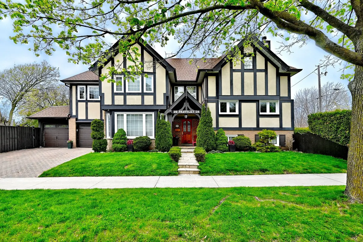 39 Prattley DR, Toronto C15, ON M2J 2K1