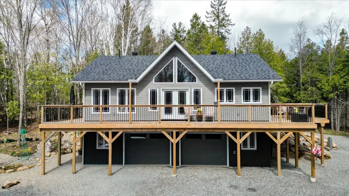 1404 Hybla RD, Hastings Highlands, ON K0L 1C0