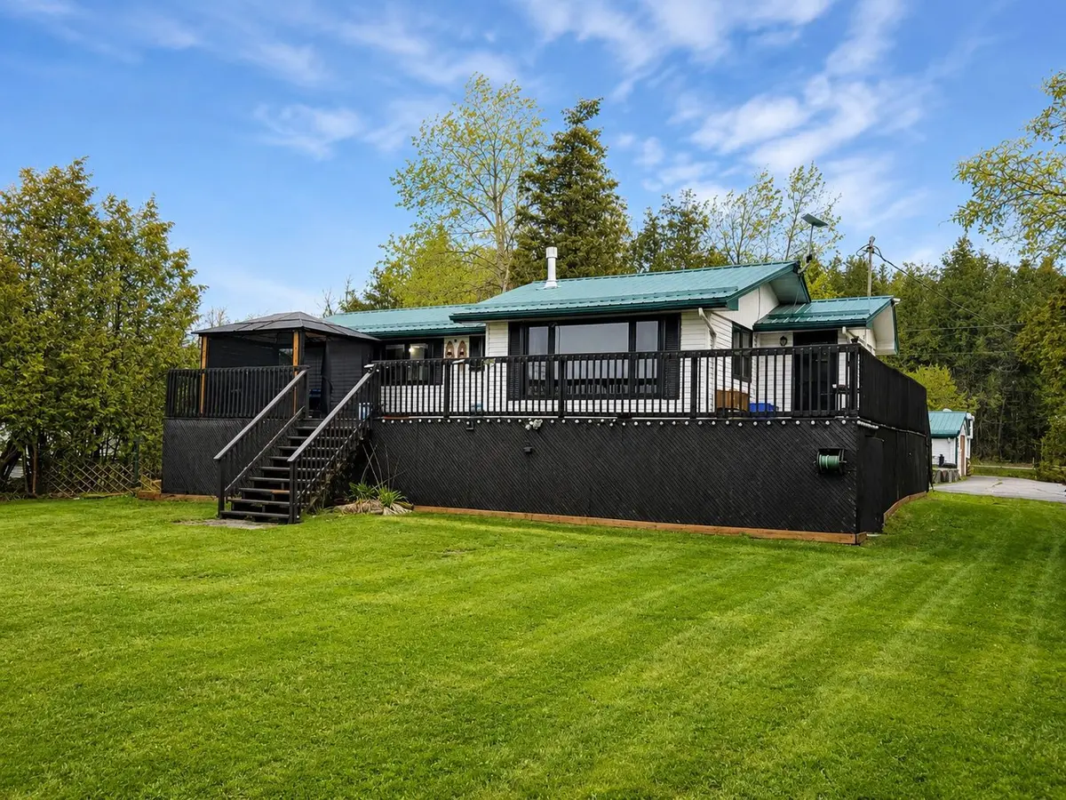 16 Evergreen ST, Kawartha Lakes, ON K0L 2W0