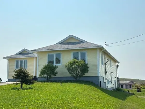 12 Winsors Lane, New Wes Valley, NL A0G 4R0