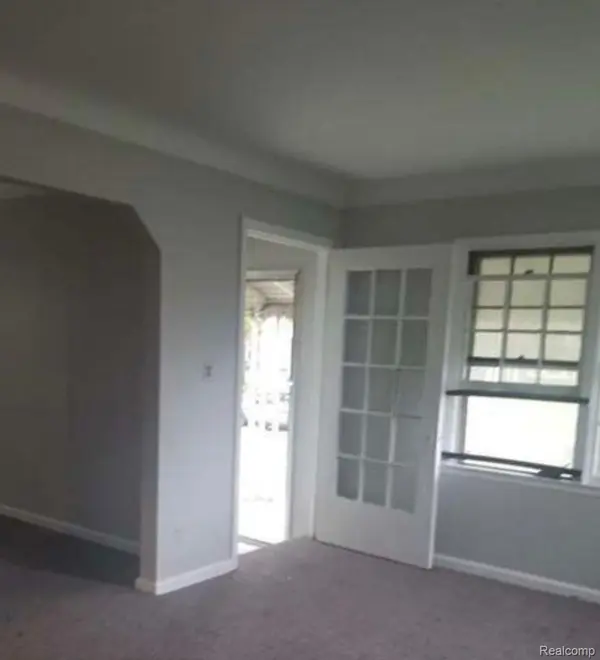 20502 Riopelle ST, Highland Park, MI 48203