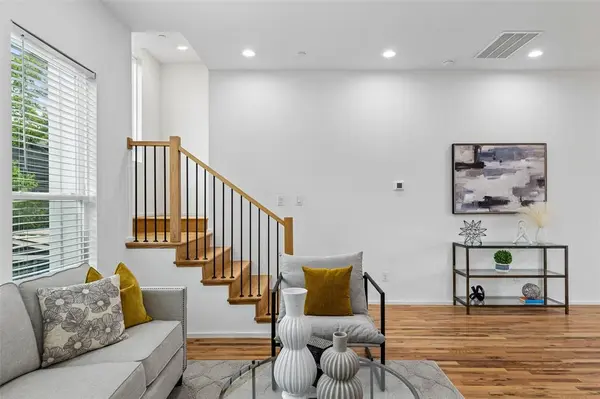 5647 Live Oak Street #103, Dallas, TX 75206