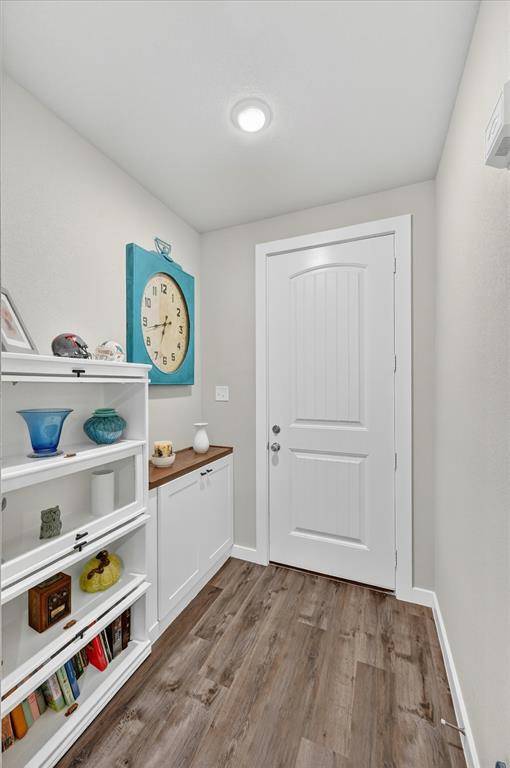 1005 W Chambers Street, Cleburne, TX 76033