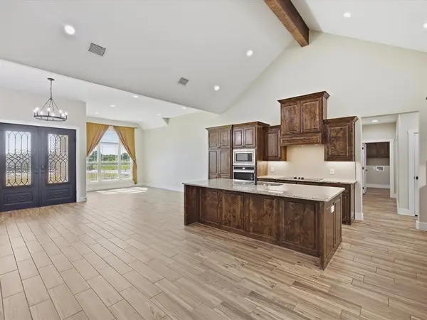 105 Carls Court, Boyd, TX 76023