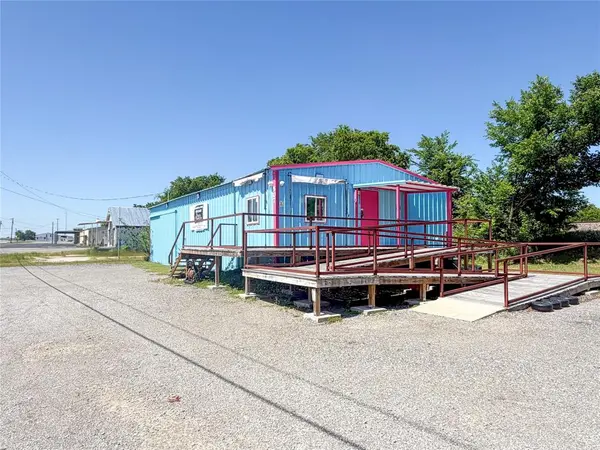 507 S Business 287, Decatur, TX 76234