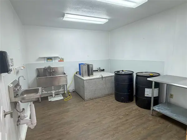 507 S Business 287, Decatur, TX 76234