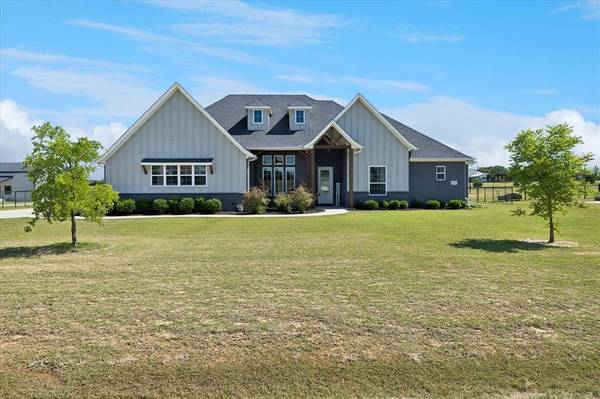 112 Friendship Way,  Boyd,  TX 76023