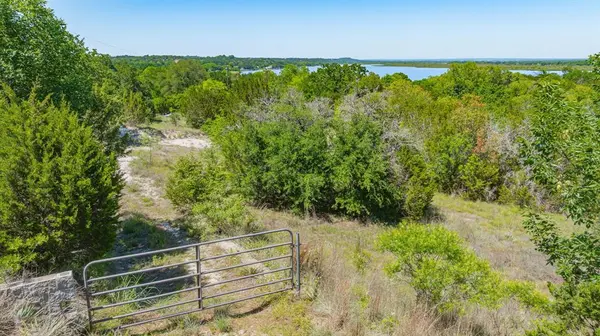 4917 Plum Bush Street, Granbury, TX 76048
