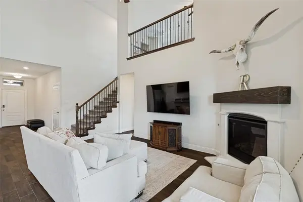 11224 Blaze Street, Aubrey, TX 76227
