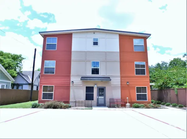 1512 N Elm Street #101, Denton, TX 76201