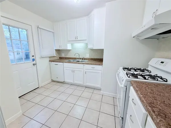 10640 Aledo Drive, Dallas, TX 75228