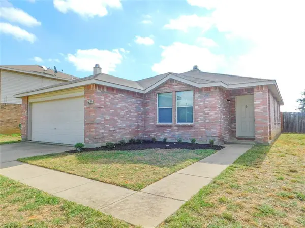 3230 Andalusian Drive, Denton, TX 76210